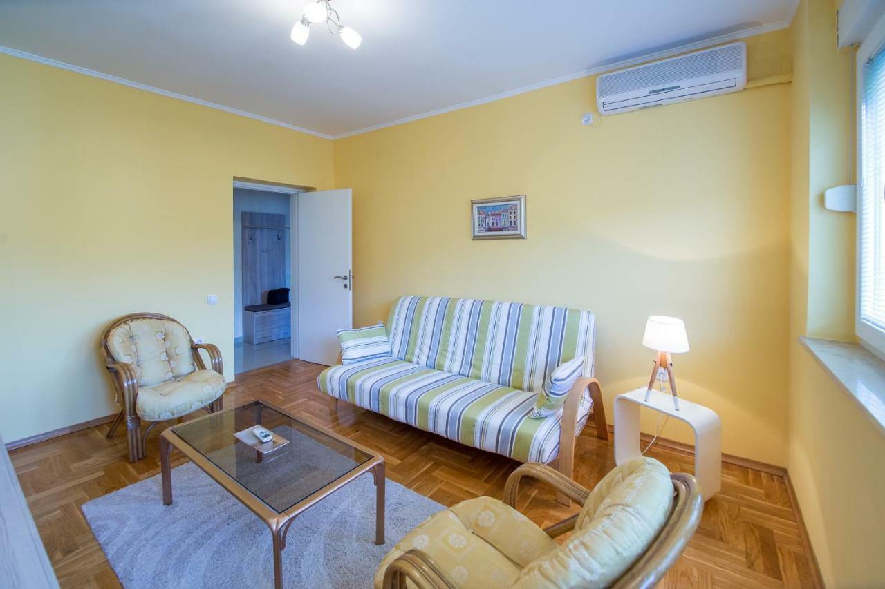 Apartman Kotor Appartamento *